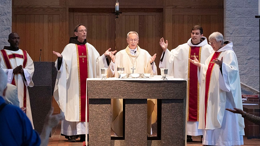 Sharing the Habit: Newly ordained priest celebrates Mass, sacraments and … social media