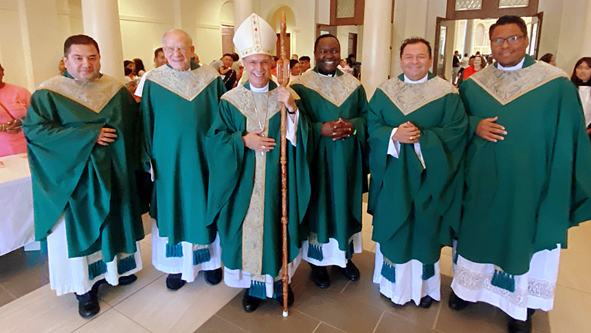 Songs, prayer and joy part of Cursillo celebration at cathedral