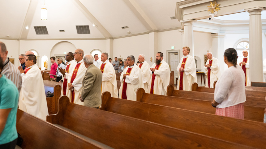 Seminarians close out summer, celebrate special Mass