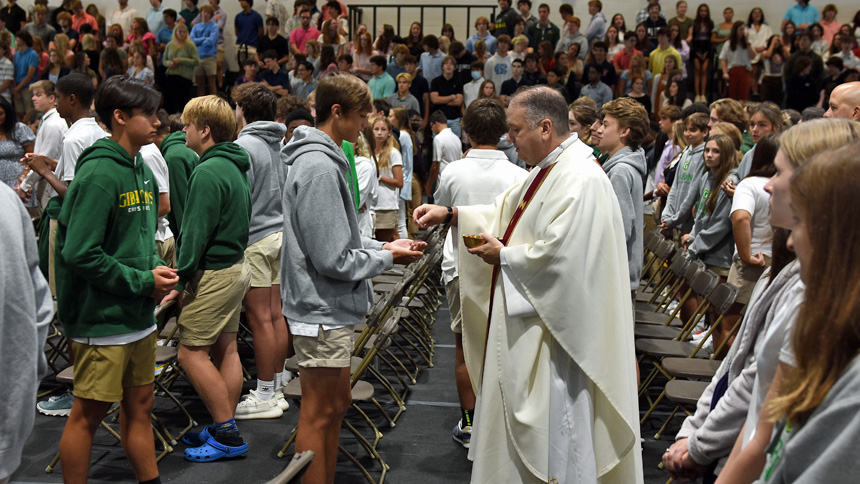 Gibbons welcomes bishop for all-school Mass