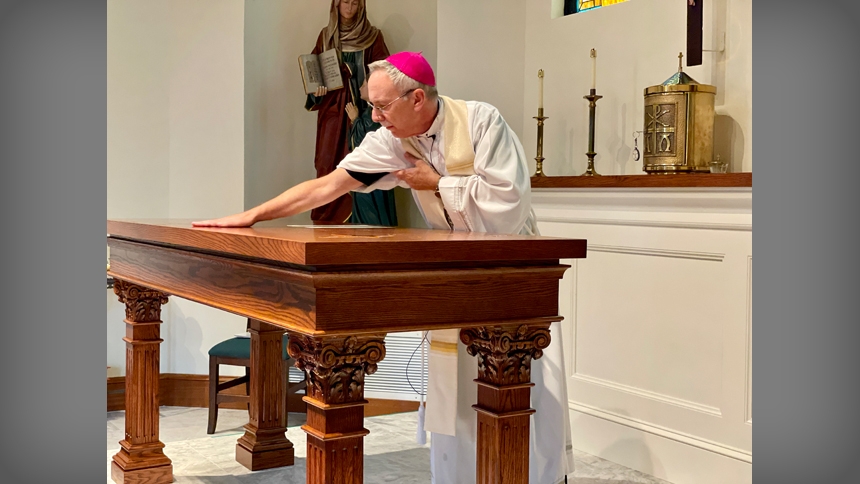 ‘A place for celebration’: A new chapel is dedicated in Ocracoke  