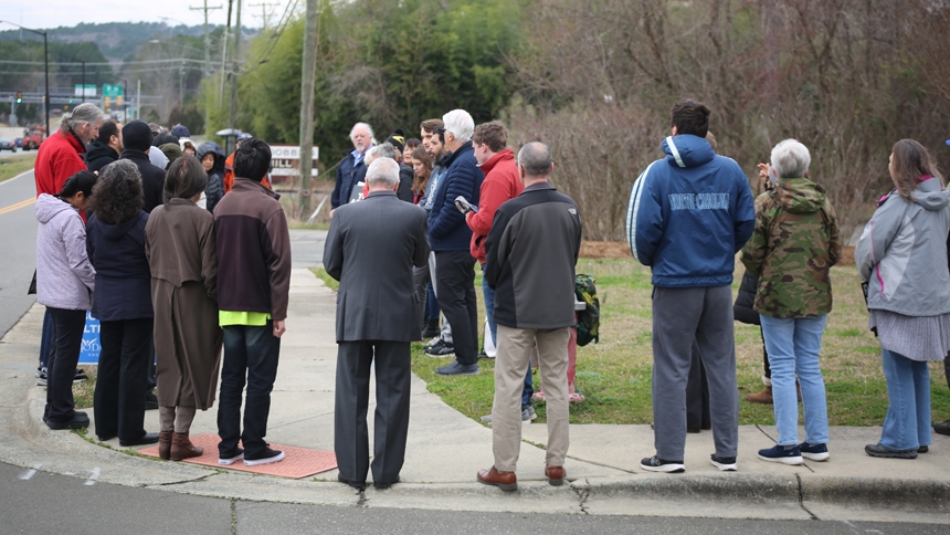 Bishop joins parishioners in 40 Days for Life vigil