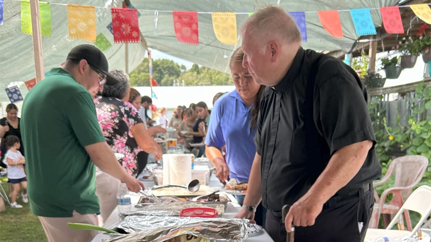 USCCB visits eastern NC to learn realities of migrant farm workers