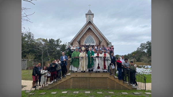 ‘A place for celebration’: A new chapel is dedicated in Ocracoke  